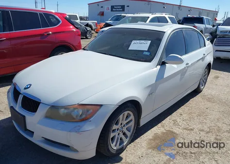 2007 BMW 328Xi из США, поврежденный, VIN WBAVC93577KX55358